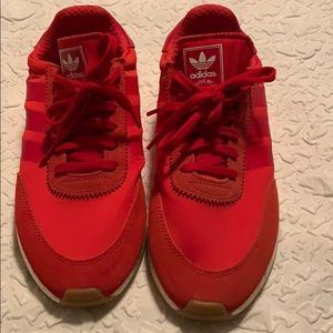 Men’s Adidas sneakers